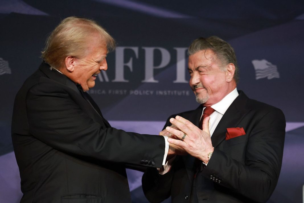Трамп Холливүүдийг