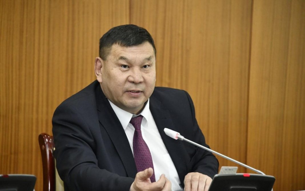 Багш нарын үндсэн цалин ₮2.8 саяд хүрэх шийдвэрийг МАН-ын бүлэг гаргалаа