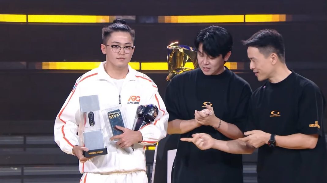 А.Бүрэнбаяр ДАШТ-ий шилдэг тоглогчоор дахин тодорч, Porsche Cayenne авлаа