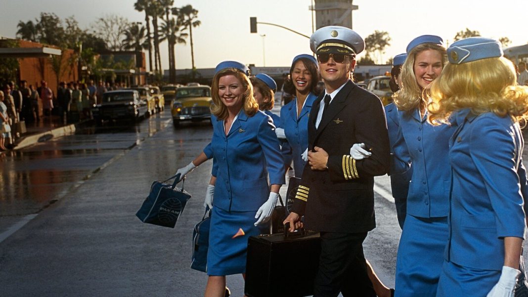 “Catch Me If You Can”-ыг санагдуулам нислэгийн залилан АНУ-д ил болов