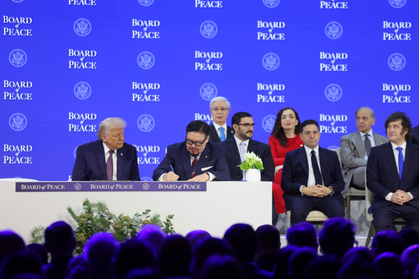 Монгол Трампын санаачилсан “Энхийн зөвлөл”-ийн үүсгэн гишүүн боллоо 1 Монгол Трампын санаачилсан “Энхийн зөвлөл”-ийн үүсгэн гишүүн боллоо