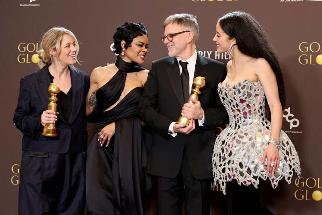 “One Battle After Another” кино Алтан бөмбөрцөгт 4 шагнал шүүрч, наадмыг тэргүүлэв