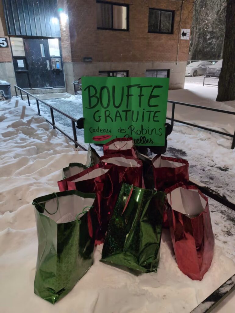 Робин Гүүдийн дүрээр хувцасласан бүлэг Монреалд хүнсний дэлгүүр тоносон хэрэг дуулиан тарив 1 Робин Гүүдийн дүрээр хувцасласан бүлэг Монреалд хүнсний дэлгүүр тоносон хэрэг дуулиан тарив