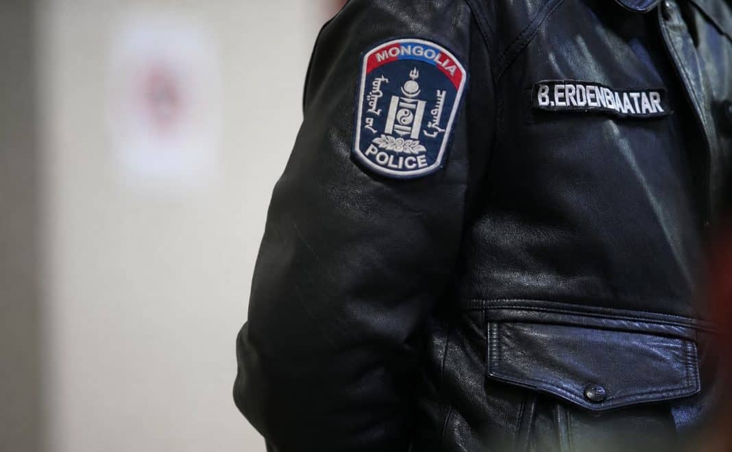 Баянзүрхэд 7 настай хүүхэд машинд мөргүүлжээ: Цагдаагийнхан ноцтой ослыг шалгаж байна
