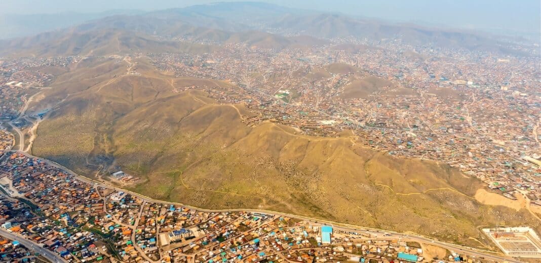 Самбалхүндэвийн 8.5 га талбай дахь шарилуудыг наймдугаар сараас нүүлгэнэ