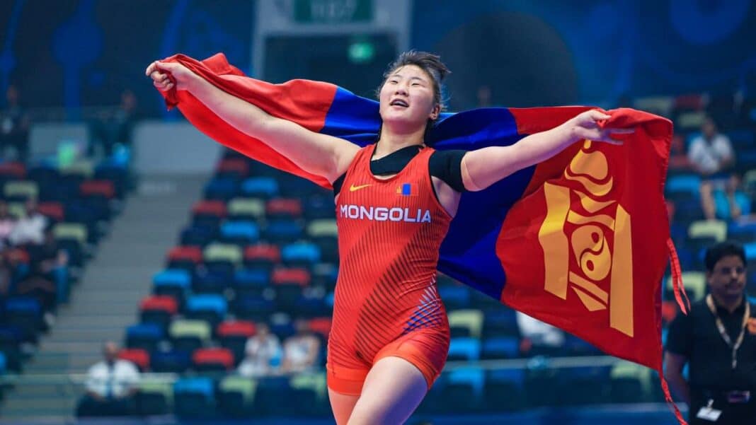 Болдбаатарын Ариунзул U17 ДАШТ-д түрүүлж, Монголын бөхийн түүхэнд шинэ хуудас нээлээ