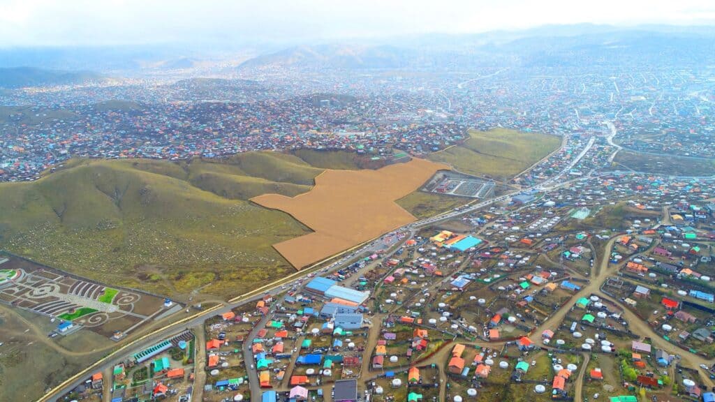 Самбалхүндэвийн 8.5 га талбай дахь шарилуудыг наймдугаар сараас нүүлгэнэ 3 Самбалхүндэвийн 8.5 га талбай дахь шарилуудыг наймдугаар сараас нүүлгэнэ