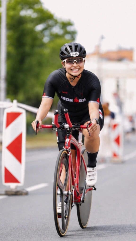 Монголын анхны эмэгтэй Ironman 70.3 тамирчин Чехэд түүх бүтээлээ