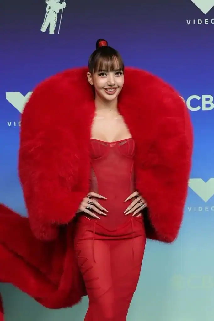 LISA MTV VMA 2026-д шинэ түүх бичлээ: “Dream” түүнд рекорд авчирсан нь 1 LISA MTV VMA 2026-д шинэ түүх бичлээ: “Dream” түүнд рекорд авчирсан нь