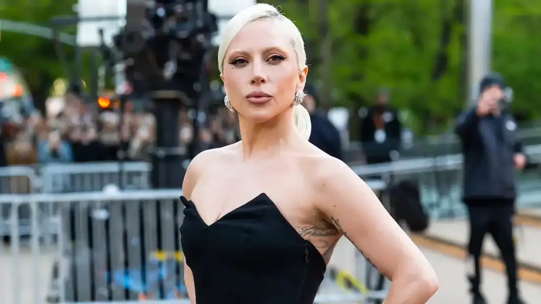 Lady Gaga 40 насандаа ээж болж, анхны хүүхдийнх нь нэр ил болжээ