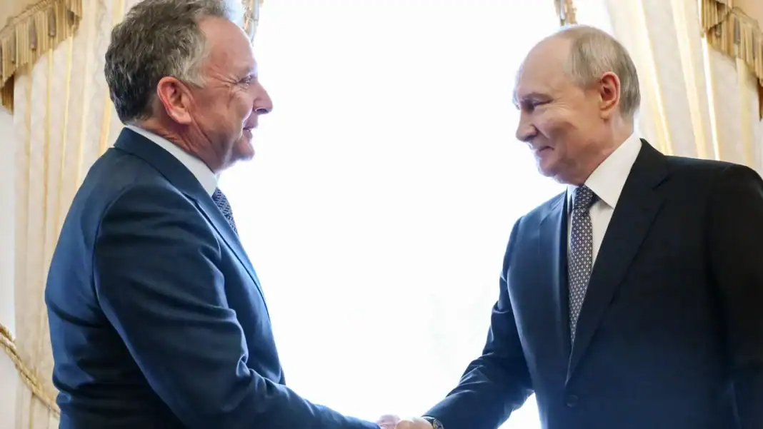 Путин Трампын элчтэй уулзсаны дараа Украинтай энхийн яриаг дахин эхлүүлэхэд бэлэн гэв
