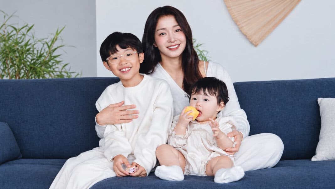 Lee Si-young охинтойгоо шинэ зураг нийтэлмэгц хуучин маргаан дахин дэгдлээ